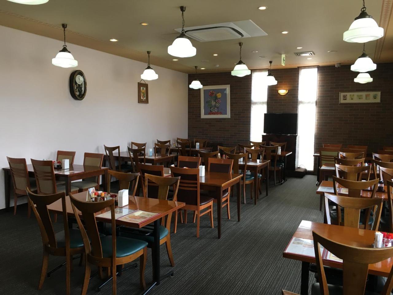 フラワーホテル 北上市 エクステリア 写真